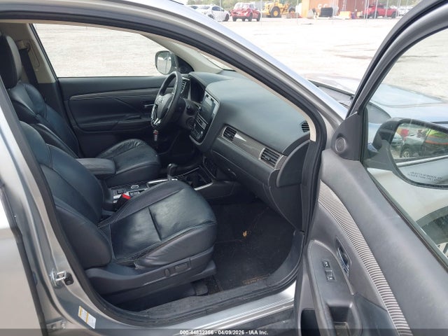 2019 MITSUBISHI OUTLANDER JA4AZ3A38KJ001425 Photo 4