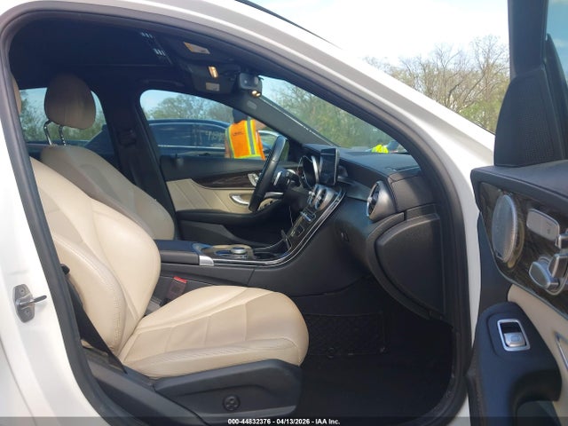 Aukcja sprzedaży 2019 Mercedes-benz C 300, vin: 55SWF8DB9KU312470, numer aukcji: 44832376