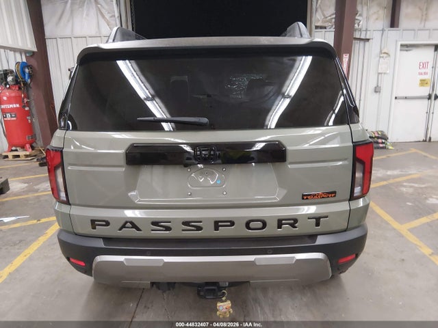 5FNYF9H54TB010512 Honda Passport Awd Trailsport/awd Trailsport Blackout