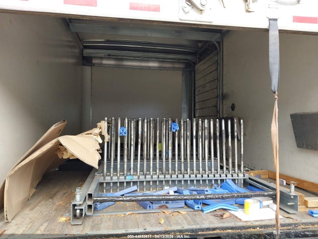 44832411 :رقم المزاد ، 54DB4W1B9KS807491 vin ، 2019 Isuzu Npr مزاد بيع