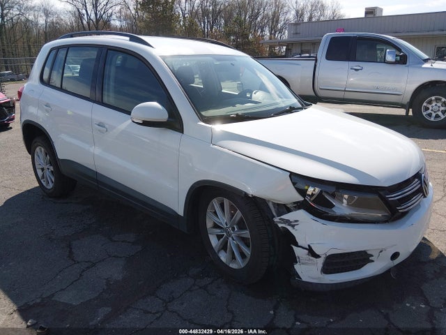 44832429 :رقم المزاد ، WVGAV7AX4HK046663 vin ، 2017 Volkswagen Tiguan 2.0t/2.0t S مزاد بيع