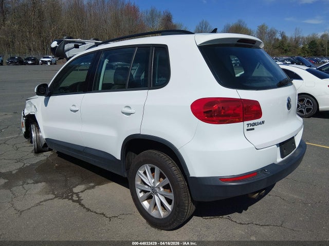 44832429 :رقم المزاد ، WVGAV7AX4HK046663 vin ، 2017 Volkswagen Tiguan 2.0t/2.0t S مزاد بيع