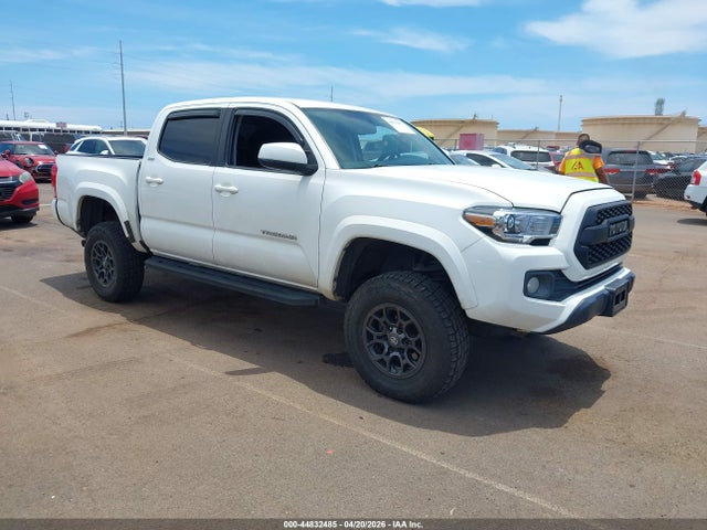 Toyota Tacoma Sr5 V6 2017 3TMAZ5CN9HM034042 головне зображення
