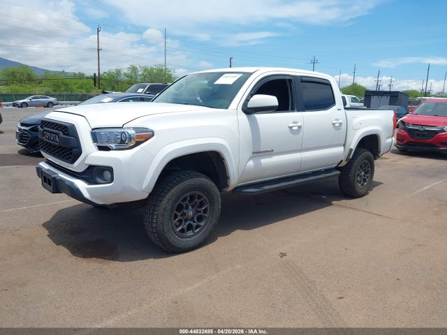 Toyota Tacoma Sr5 V6 2017 3TMAZ5CN9HM034042 Image 2