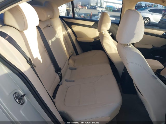 2011 Volkswagen Jetta 2.5l Se მანქანა იყიდება აუქციონზე, vin: 3VWBZ7AJ4BM313676, აუქციონის ნომერი: 44832492