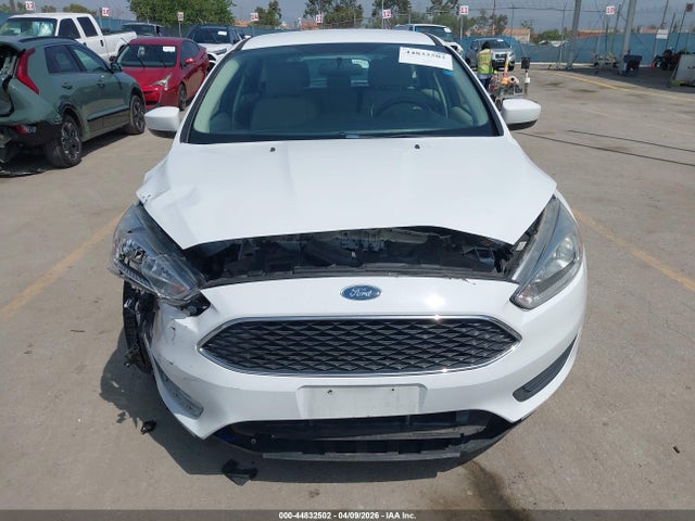 1FADP3K24JL242163 Ford FOCUS SE