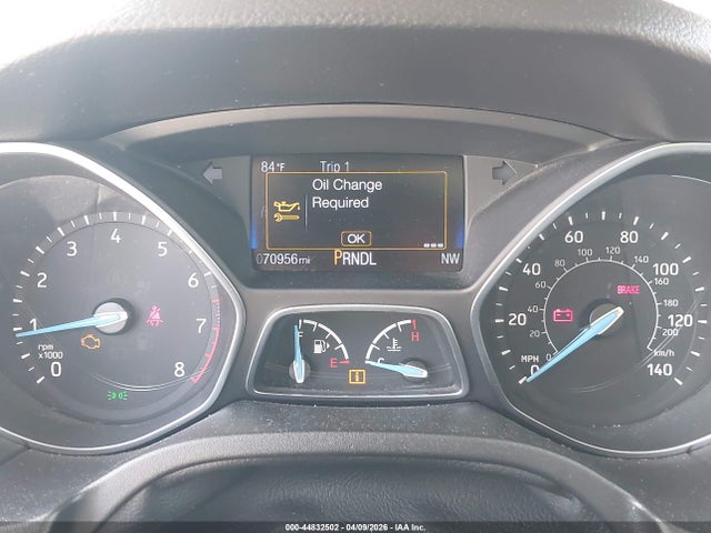 1FADP3K24JL242163 Ford FOCUS SE