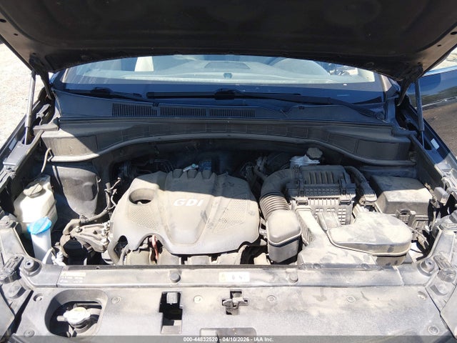 Продаж на аукціоні авто 2015 Hyundai Santa Fe Sport 2.4l, vin: 5XYZU3LB1FG304404, номер лоту: 44832520