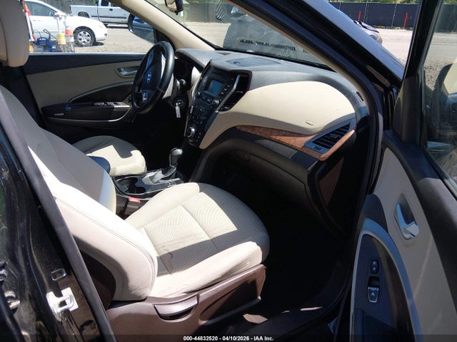 Продаж на аукціоні авто 2015 Hyundai Santa Fe Sport 2.4l, vin: 5XYZU3LB1FG304404, номер лоту: 44832520