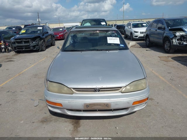 1996 Toyota Camry Dx/le მანქანა იყიდება აუქციონზე, vin: 4T1CG12K1TU658576, აუქციონის ნომერი: 44832537