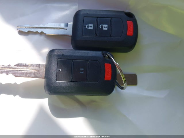 44832563 :رقم المزاد ، ML32F3FJ4HHF14512 vin ، 2017 Mitsubishi Mirage G4 Es مزاد بيع