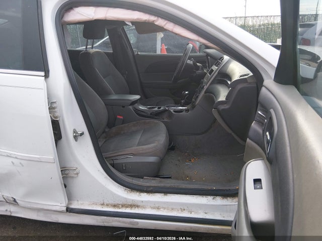1G11A5SL9FF273054 Chevrolet Malibu 1fl