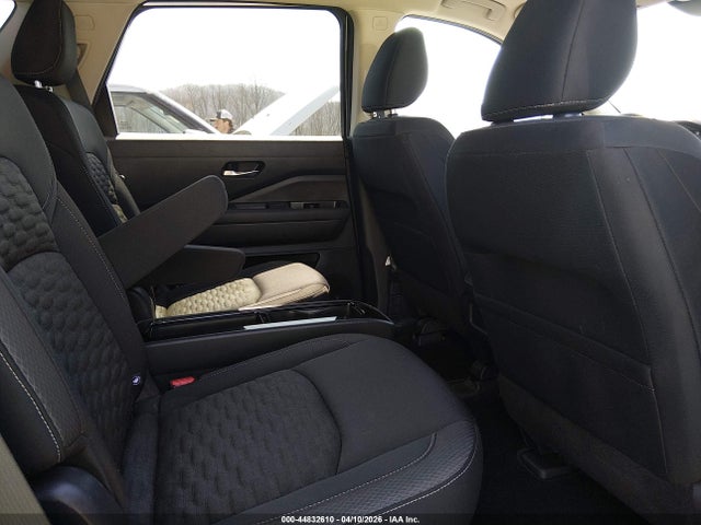 2022 Nissan Pathfinder Sv 4wd მანქანა იყიდება აუქციონზე, vin: 5N1DR3BD6NC231172, აუქციონის ნომერი: 44832610