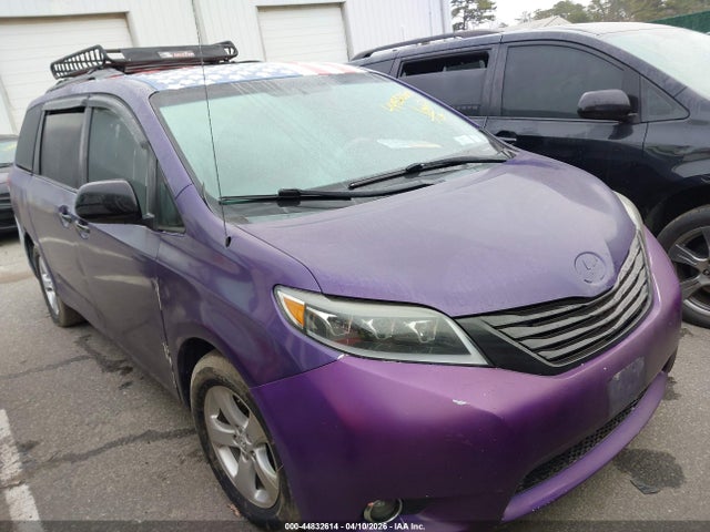 2014 TOYOTA SIENNA 5TDZK3DC3ES411999