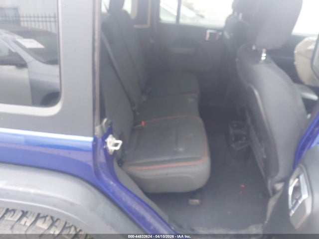 44832624 :رقم المزاد ، 1C4HJXFG1JW204771 vin ، 2018 Jeep Wrangler Unlimited Rubicon 4x4 مزاد بيع