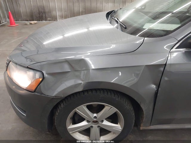 44832639 :رقم المزاد ، 1VWBH7A31DC018740 vin ، 2013 Volkswagen Passat 2.5l Se مزاد بيع