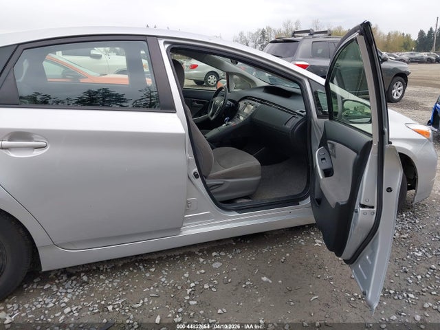 JTDKN3DU9E0387762 Toyota Prius Three