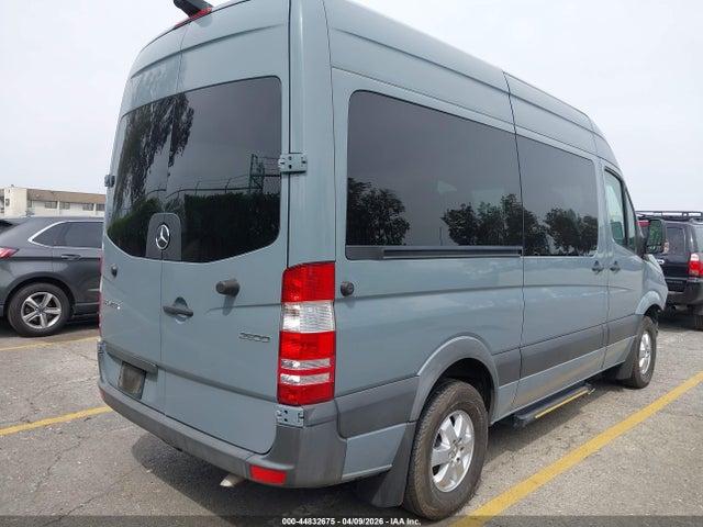 WDZPE7CD1HP548471 Mercedes-Benz Sprinter 2500 Standard Roof V6