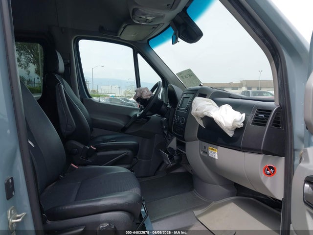 WDZPE7CD1HP548471 Mercedes-Benz Sprinter 2500 Standard Roof V6