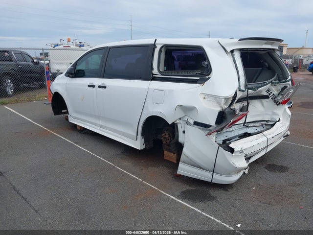2013 Toyota Sienna L V6 7 Passenger მანქანა იყიდება აუქციონზე, vin: 5TDZK3DC3DS358364, აუქციონის ნომერი: 44832680