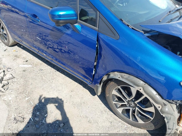 44832706 :رقم المزاد ، 19XFB2F88FE211170 vin ، 2015 Honda Civic Ex مزاد بيع
