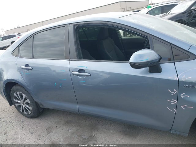 JTDEBRBE9LJ030965 Toyota Corolla Hybrid Le
