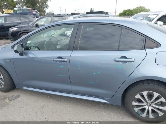 JTDEBRBE9LJ030965 Toyota Corolla Hybrid Le