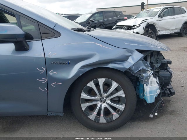 JTDEBRBE9LJ030965 Toyota Corolla Hybrid Le
