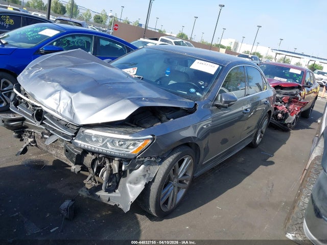 1VWDT7A32HC049363 Volkswagen Passat 1.8t R-line