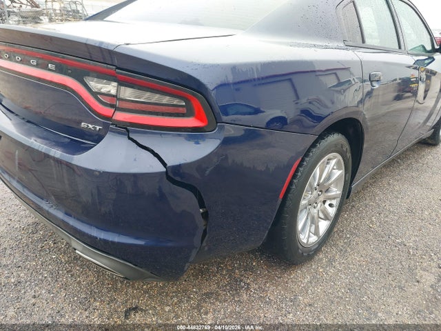 2015 Dodge Charger Sxt მანქანა იყიდება აუქციონზე, vin: 2C3CDXHG9FH784151, აუქციონის ნომერი: 44832769
