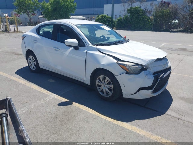 2019 TOYOTA YARIS 3MYDLBYV1KY504622