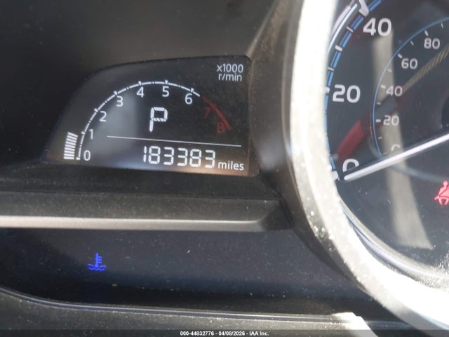 3MYDLBYV1KY504622 Toyota YARIS L