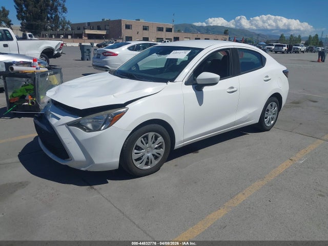 2019 TOYOTA YARIS 3MYDLBYV1KY504622 Photo 1