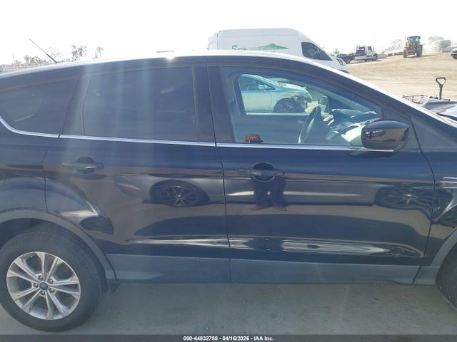 1FMCU0GD3HUB61016 Ford ESCAPE SE