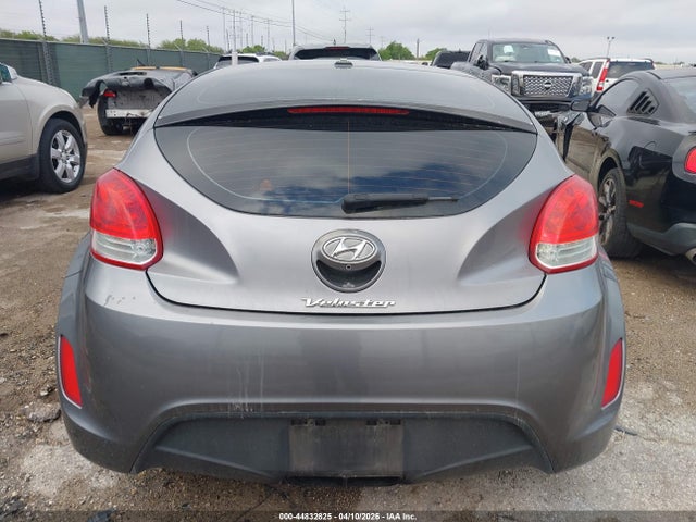 2016 Hyundai Veloster მანქანა იყიდება აუქციონზე, vin: KMHTC6ADXGU270795, აუქციონის ნომერი: 44832825