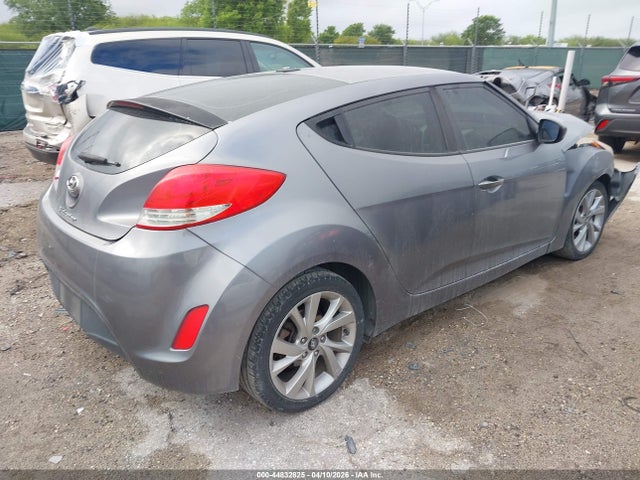 2016 Hyundai Veloster მანქანა იყიდება აუქციონზე, vin: KMHTC6ADXGU270795, აუქციონის ნომერი: 44832825