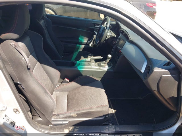 2013 SUBARU BRZ JF1ZCAB1XD2612832 Photo 4