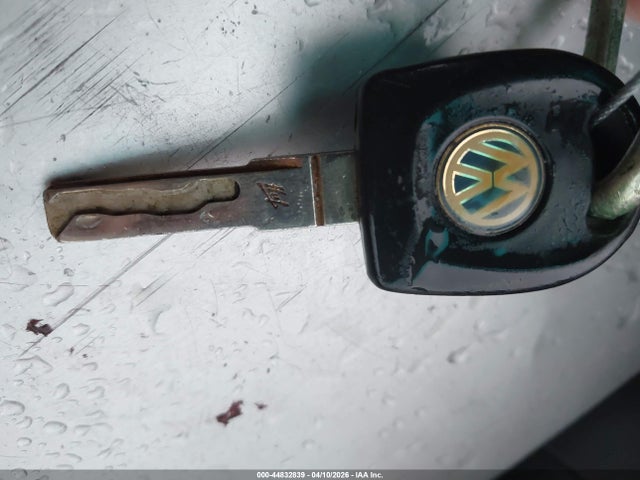 Продажа на аукционе авто 2001 Volkswagen Golf Gl, vin: 9BWBT61J814066676, номер лота: 44832839