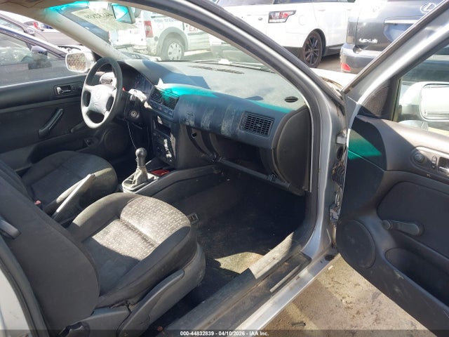 Продажа на аукционе авто 2001 Volkswagen Golf Gl, vin: 9BWBT61J814066676, номер лота: 44832839