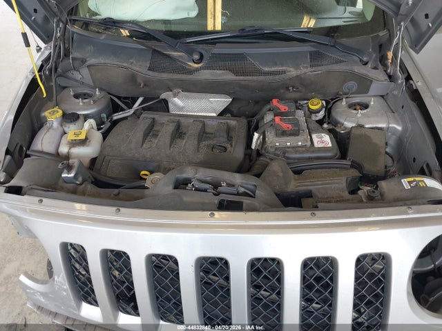 44832840 :رقم المزاد ، 1C4NJRFB3HD175556 vin ، 2017 Jeep Patriot Latitude 4x4 مزاد بيع