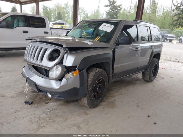 44832840 :رقم المزاد ، 1C4NJRFB3HD175556 vin ، 2017 Jeep Patriot Latitude 4x4 مزاد بيع