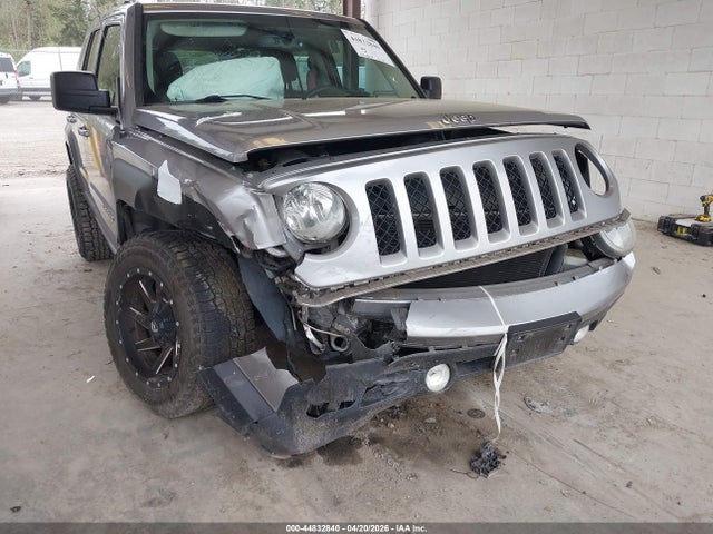 44832840 :رقم المزاد ، 1C4NJRFB3HD175556 vin ، 2017 Jeep Patriot Latitude 4x4 مزاد بيع