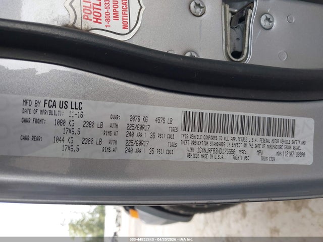 44832840 :رقم المزاد ، 1C4NJRFB3HD175556 vin ، 2017 Jeep Patriot Latitude 4x4 مزاد بيع