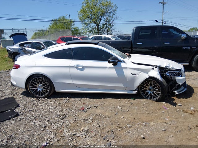 2019 Mercedes-benz Amg C 63 მანქანა იყიდება აუქციონზე, vin: WDDWJ8GBXKF829886, აუქციონის ნომერი: 44832841
