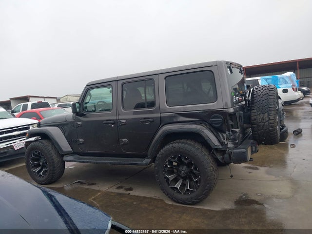 2021 Jeep Wrangler Unlimited Altitude მანქანა იყიდება აუქციონზე, vin: 1C4HJXEN3MW792757, აუქციონის ნომერი: 44832867