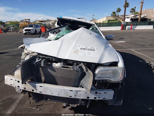Продаж на аукціоні авто 2014 Chrysler 300c, vin: 2C3CCAEG6EH382431, номер лоту: 44832880