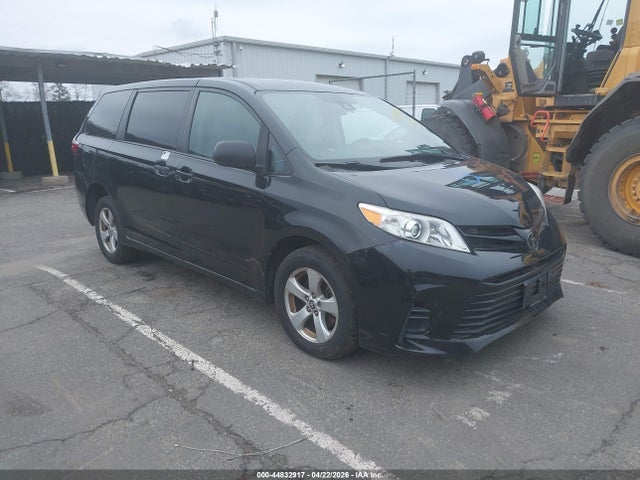 2020 TOYOTA SIENNA 5TDZZ3DC1LS068411 Photo 1