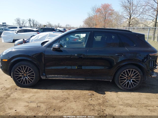 Porsche CAYENNE S 2020 WP1AB2AY3LDA29034 Image 17