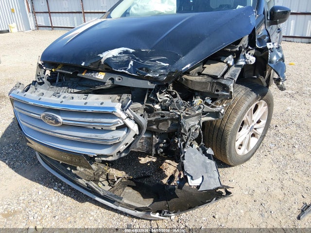 Продаж на аукціоні авто 2018 Ford Escape Se, vin: 1FMCU0GD7JUC18338, номер лоту: 44832936
