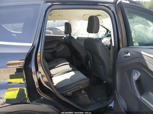 Продаж на аукціоні авто 2018 Ford Escape Se, vin: 1FMCU0GD7JUC18338, номер лоту: 44832936